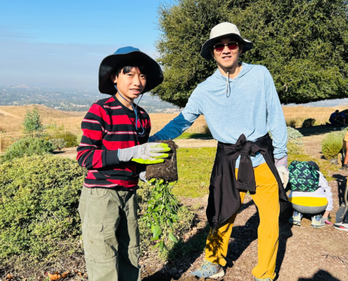 Volunteers at Sycamore Highlands Phase 2 Garden